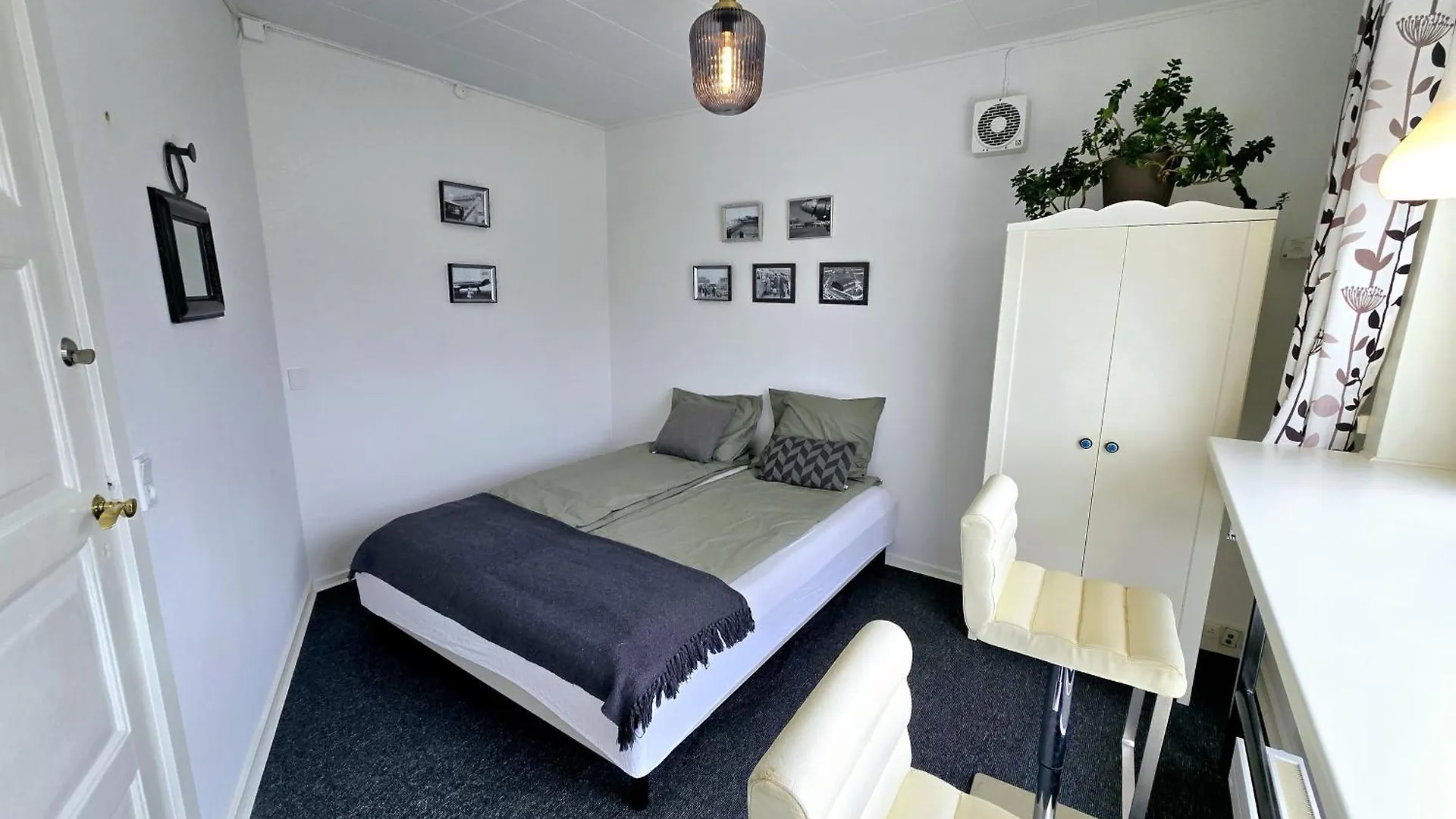 Guesthouse 'Blue House' In Vintage Villa&Garden Copenhagen