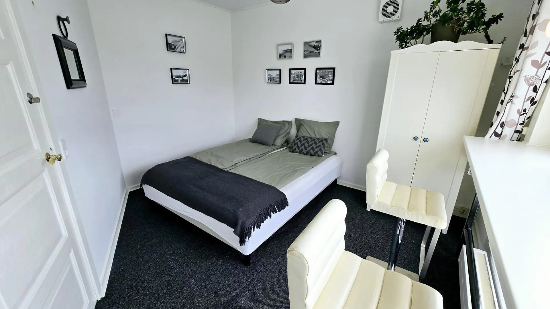 Guesthouse 'Blue House' In Vintage Villa&Garden Copenhagen