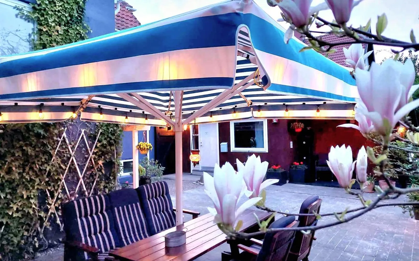 Guesthouse 'Blue House' In Vintage Villa&Garden 哥本哈根 0*,  丹麦